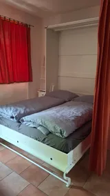 Cozy 1-bedroom apartment with balcony - Image 4