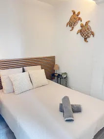 Port de Hyères – Cozy apartment for 4 people - Image 2