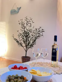Port de Hyères – Cozy apartment for 4 people - Image 4
