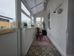 Lovely Cottage. 12 miles M6 J44. - Image 5