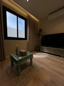 Classic elegant studio - Image 5