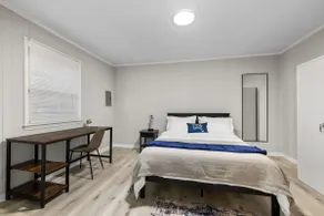 Prime Location! 3 Mins to Duke, Near Food & Fun - Image 2