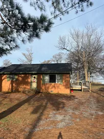 Cozy Reelfoot Lakefront Cottage - Image 2