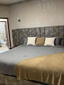 Modern apartment 1 minute from downtown - Image 2