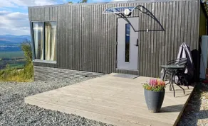 Newly-built small cabin with amazing views - Image 3