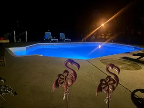 Aqua D’Lux House w/ Pool~4Rms~2kg 2qn 1f beds - Image 3
