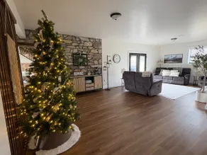 Poplar grove schoolhouse with hot tub/swim spa - Image 2