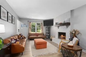 15 Min to Stadiums | King Beds | Backyard Retreat - Image 2