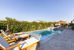 Luxe Indio Stay w/ Pool, Tiki Bar & Fire Pit Near Coachella Longfellow - Image 3