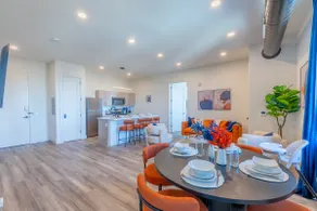 Vibrant Visit near EWR, Sleep 8+Park Free| 20% OFF - Image 3