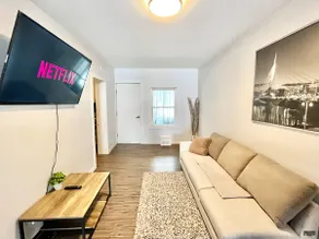 Peg City Urban Retreat/3 BR/Entire Home/Free PKG - Image 3