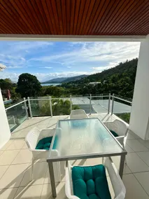 Blue Emerald Apartment “Beautiful Panoramic Views” - Image 3