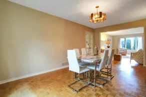 Sleek Spacious 2-Storey house c/w ping pong table - Image 3