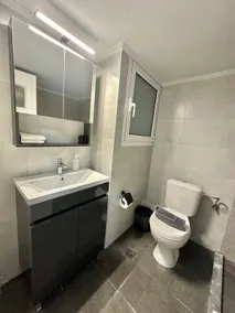 Juliet Apartment 08 - Image 4