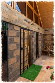 Forest Cottage|Hot Tub|DIY Bfst|NdundaFalls +Trail - Image 5