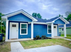 *Cozy Home near Downtown/Hospital* - Image 2