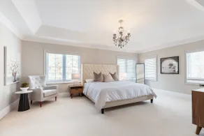 Luxury 5 Bedroom Home, free parking, private gym - Image 3