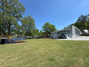 4 bed, 4 bath Lakefront home! - Image 3