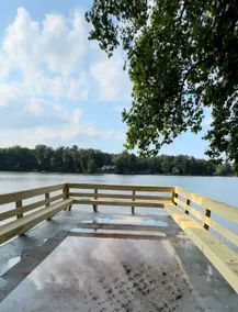 4 bed, 4 bath Lakefront home! - Image 5