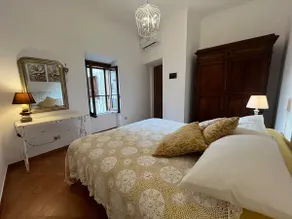 Apartment, facing the castle KiKi House sleeps 6 - Image 5