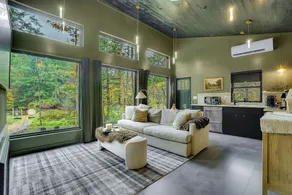 Riverfront Sauna! Hot Tub! Luxury Romantic Retreat - Image 3