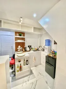 Budget Loft-type condo in Uptown CDO - Image 4