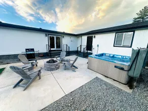 Hot Tub | Fire Pit | King Beds | Hier Hideaway - Image 3