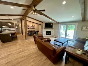 Hot Tub | Fire Pit | King Beds | Hier Hideaway - Image 5