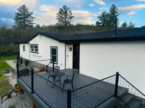 Hot Tub | Fire Pit | King Beds | Hier Hideaway - Image 4