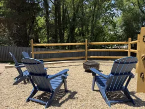 Dedicated Office, Xbox S, Grill on Deck, Spacious - Image 5