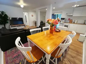 5 Mins to Gosford CBD- Relaxing Central Retreat - Image 2