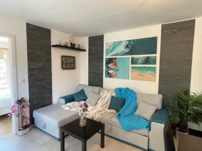 Beachside Apartment - Image 2