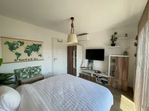 Beachside Apartment - Image 5