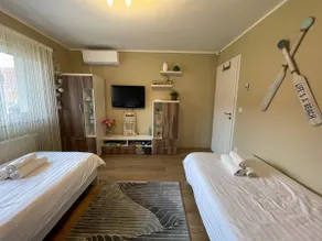 Beachside Apartment - Image 4