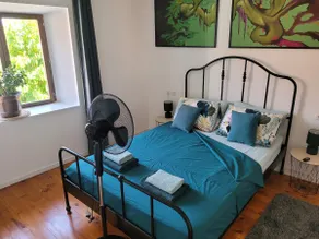 Cozy House with Garden & Hot Tub - Image 3