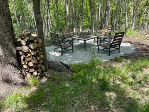 The Hobbit Hut - Image 4