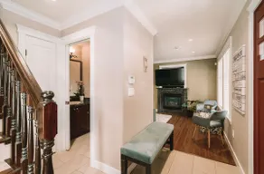 Beautiful Bright 3BDR Home - Van - Image 4