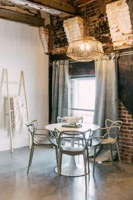405 by Caramelized | Downtown | Parking Included - Image 4