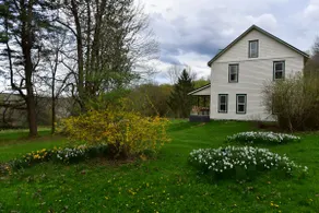 4-season solar farmhouse with swim pond - Image 2