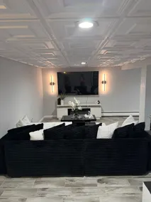 One bedroom basement apartment - Image 2