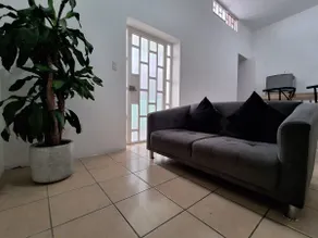 Casa Nanis Duplex, 2 bedrooms, comfortable, centrally located. - Image 2