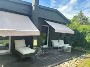 Waterfront house with sauna and pool - Image 3