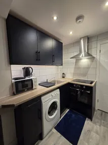 The Snug by JS Apartments - Image 4