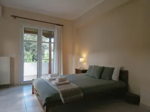 Peaceful Studio w/ Balcony | 2pax - Image 4