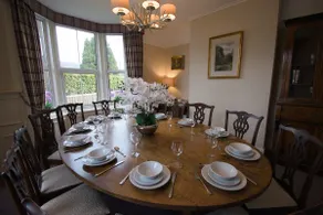 Central Bakewell, Sleeps 12, Parking for 4 or 5 Cars, Family & Dog Friendly - Image 4