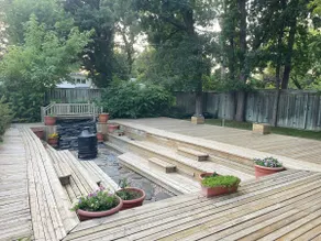 Spacious Cabin-Inspired City Stay w/ Dreamy yard - Image 3