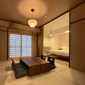 Color - Fast - - Image 2