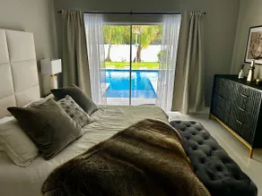 Luxurious Oasis Retreat Heated (winter)Salt pool - Image 4