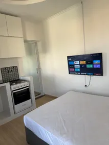 Studio with modern balcony - Image 2