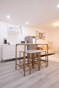 Minimalist Suite in Regina - Image 3
